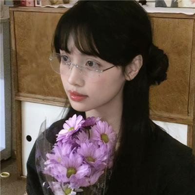 圣母颂封面